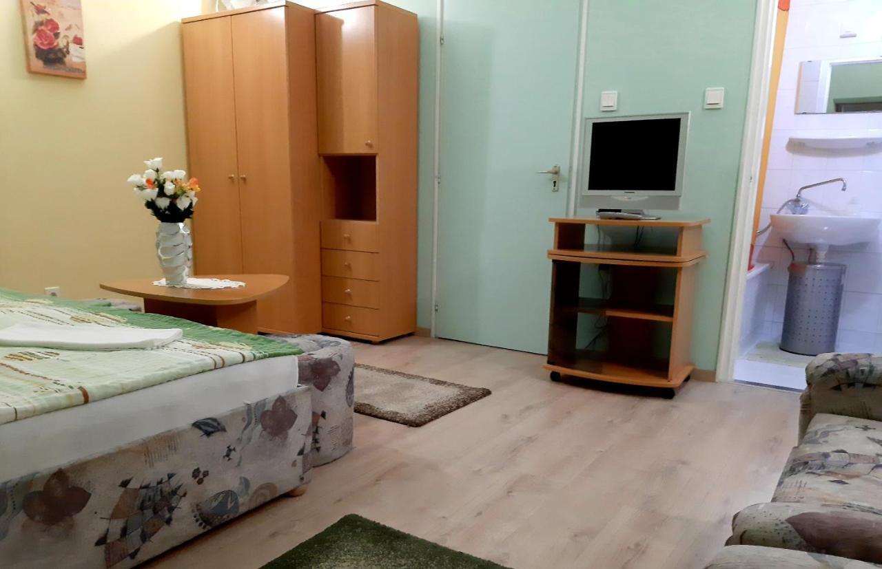 Panorama Szallas Miskolc Exteriör bild